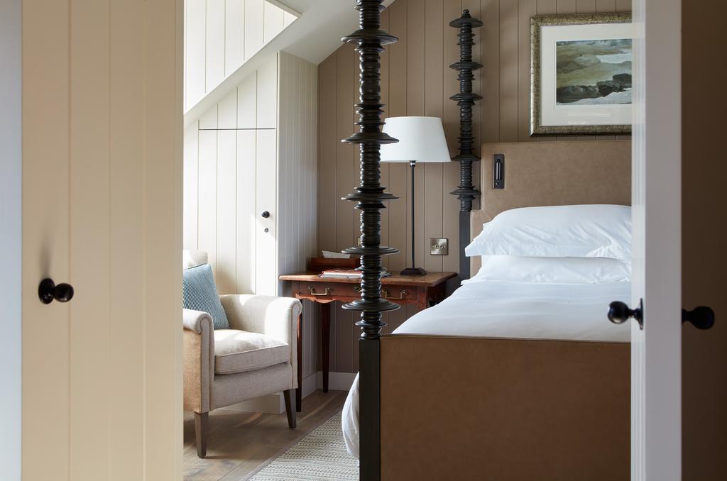 Grove Of Narberth Hotel ภายนอก รูปภาพ